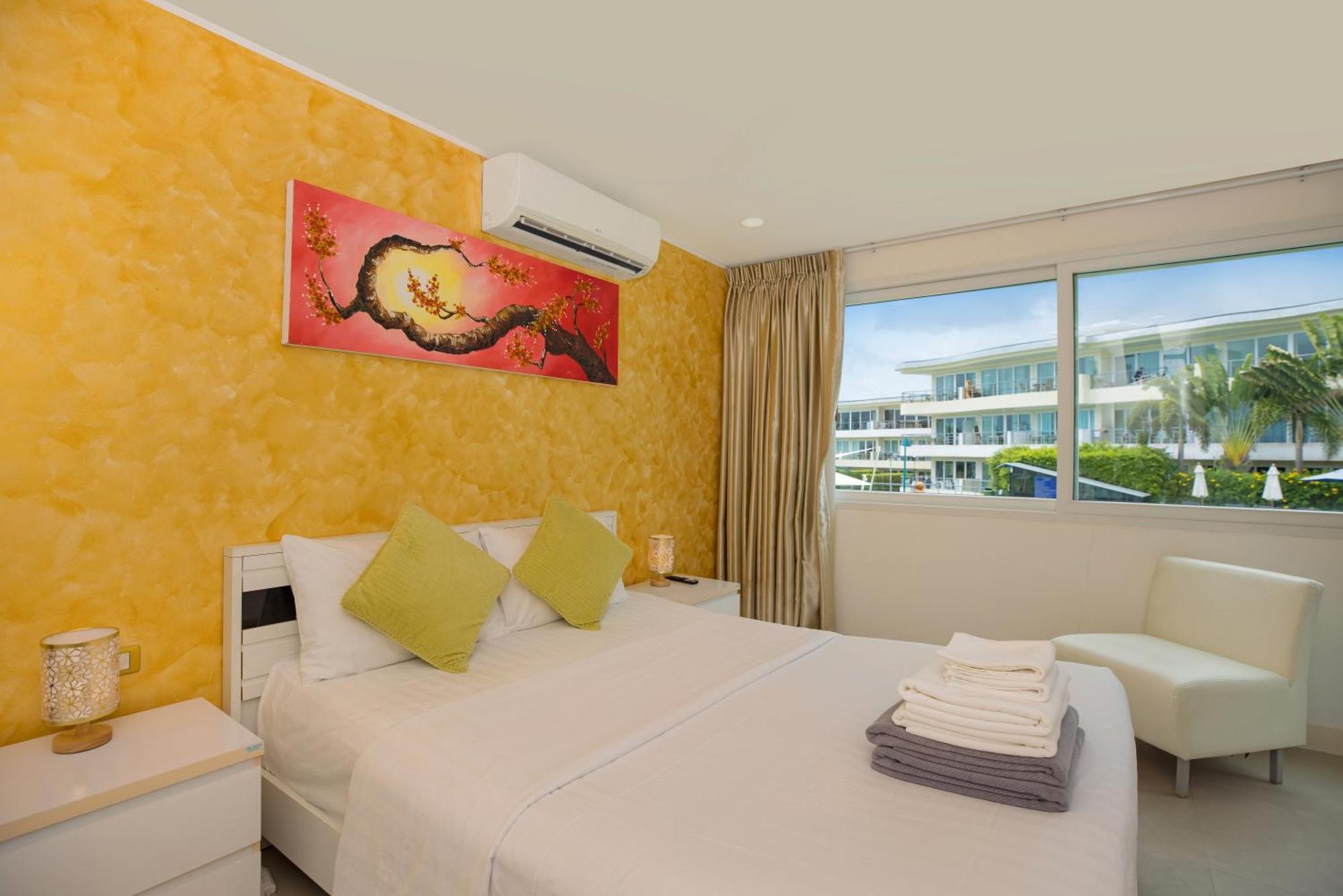 Woodbridge Property At Karon Butterfly Ban Karon ภายนอก รูปภาพ