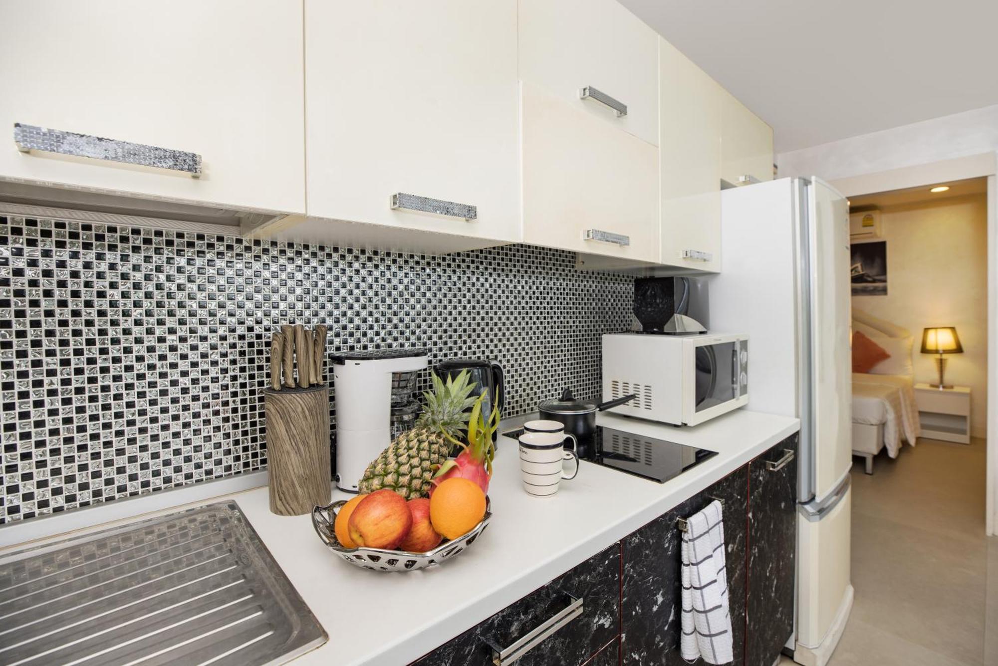 Woodbridge Property At Karon Butterfly Ban Karon ภายนอก รูปภาพ